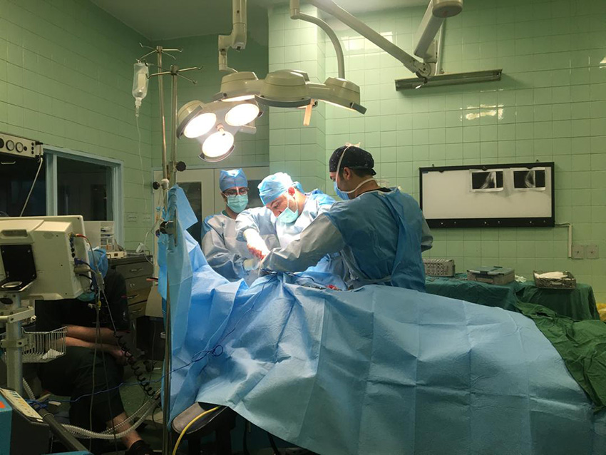 دکتر-کامرانی متخصص سلول درمانی